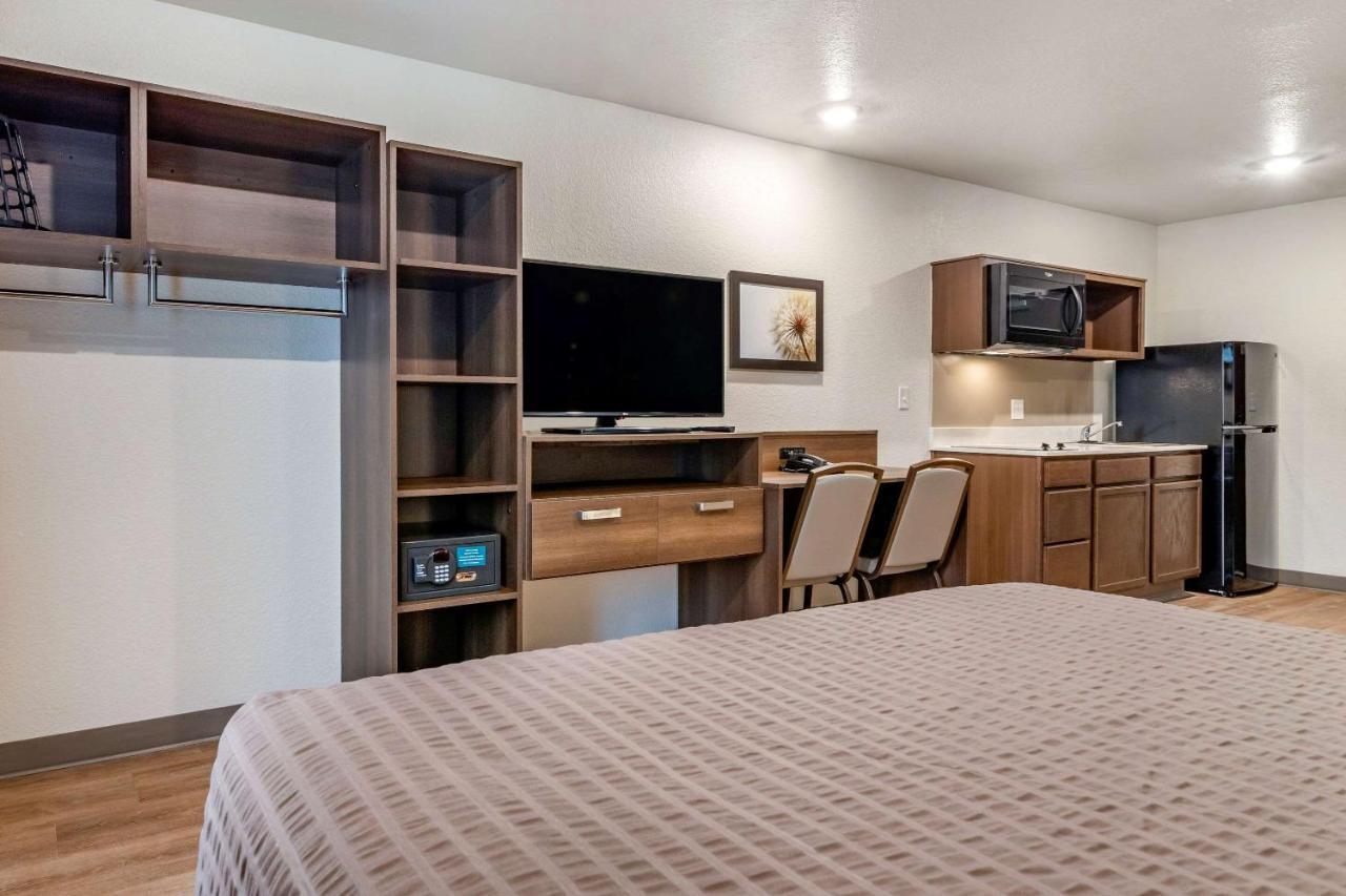 Woodspring Suites Брансвік Екстер'єр фото