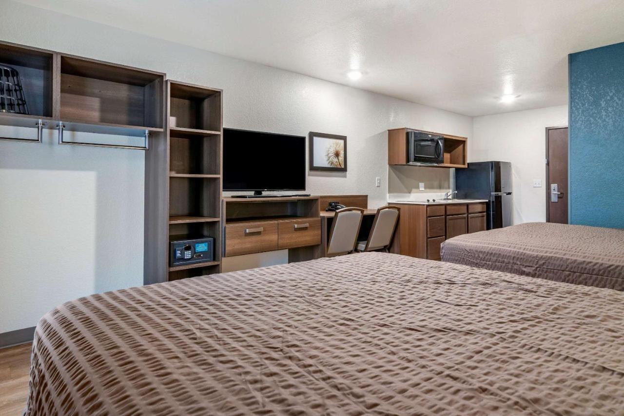 Woodspring Suites Брансвік Екстер'єр фото